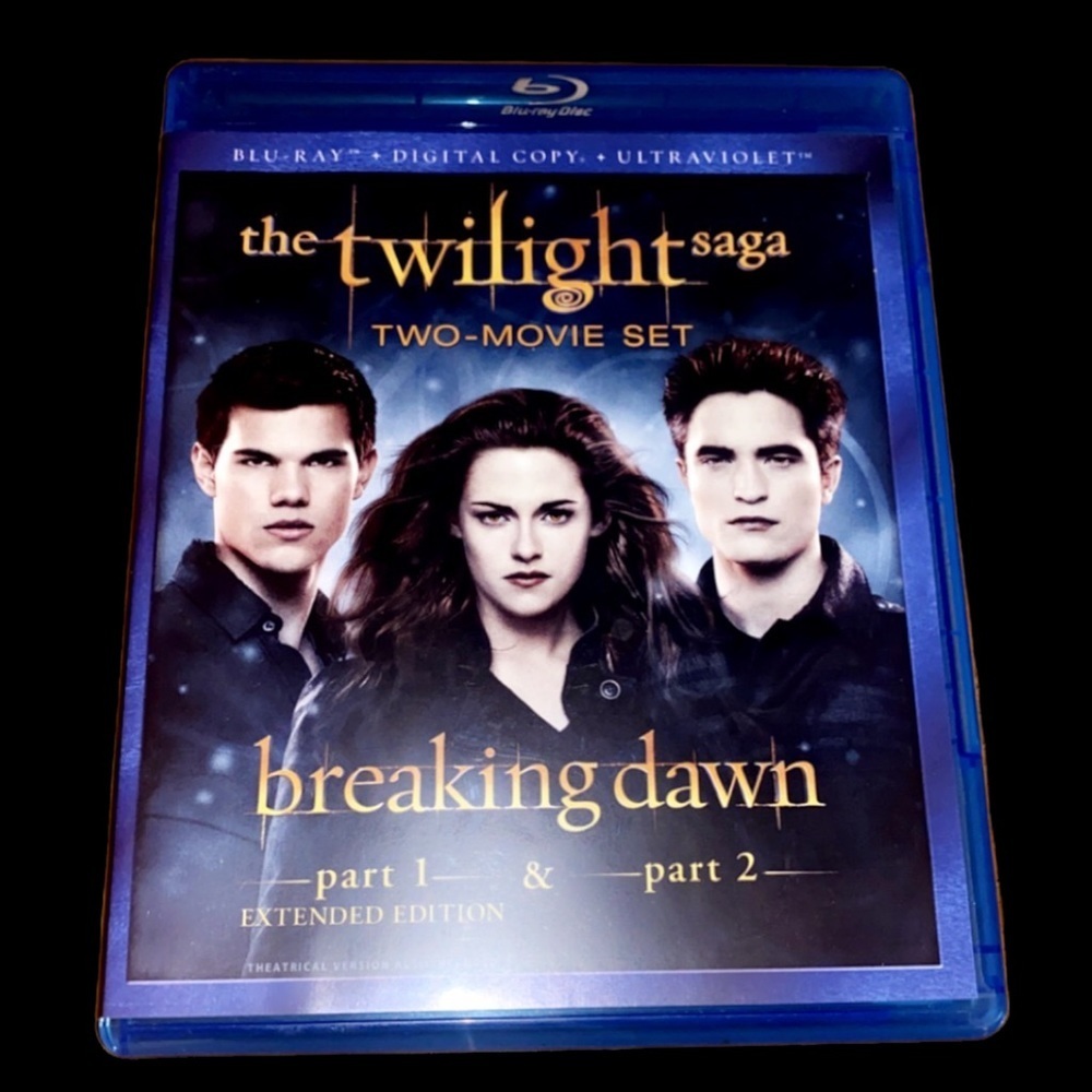 The twilight saga: Breaking Dawn part 1 & 2 Blu-ray DVD